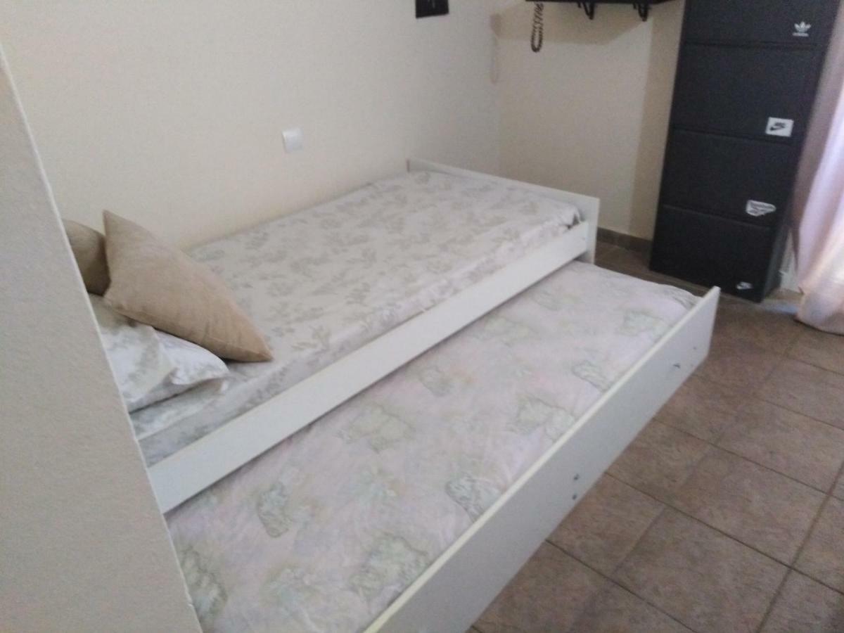 Habitaciones En Casa Compartida Retamar Almería Esterno foto